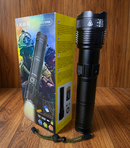 Linterna Táctica XL Ultra Potente LD-L1535A Alcance de 4500 m y Zoom Telescópico